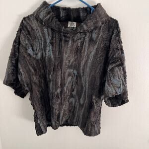 Ivy Jane Faux Fur Popover Top Womens Size XS Dark Gray Blue Half Sleeve Mockneck